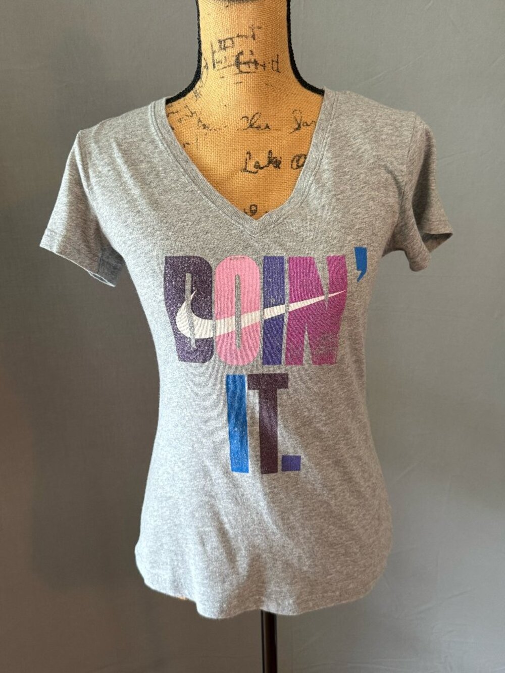 Nike women's fitted dry fit t-shirt